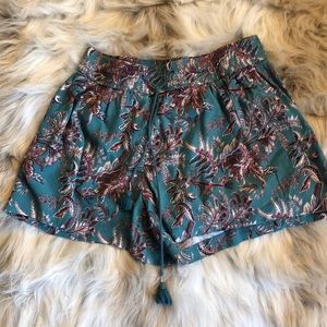 Loft drawstring shorts